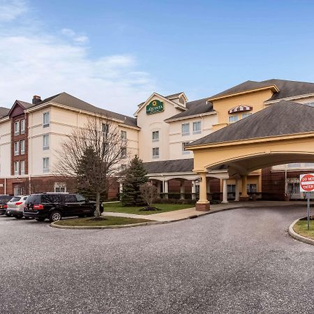 La Quinta By Wyndham Islip - Macarthur Airport Bohemia Ngoại thất bức ảnh