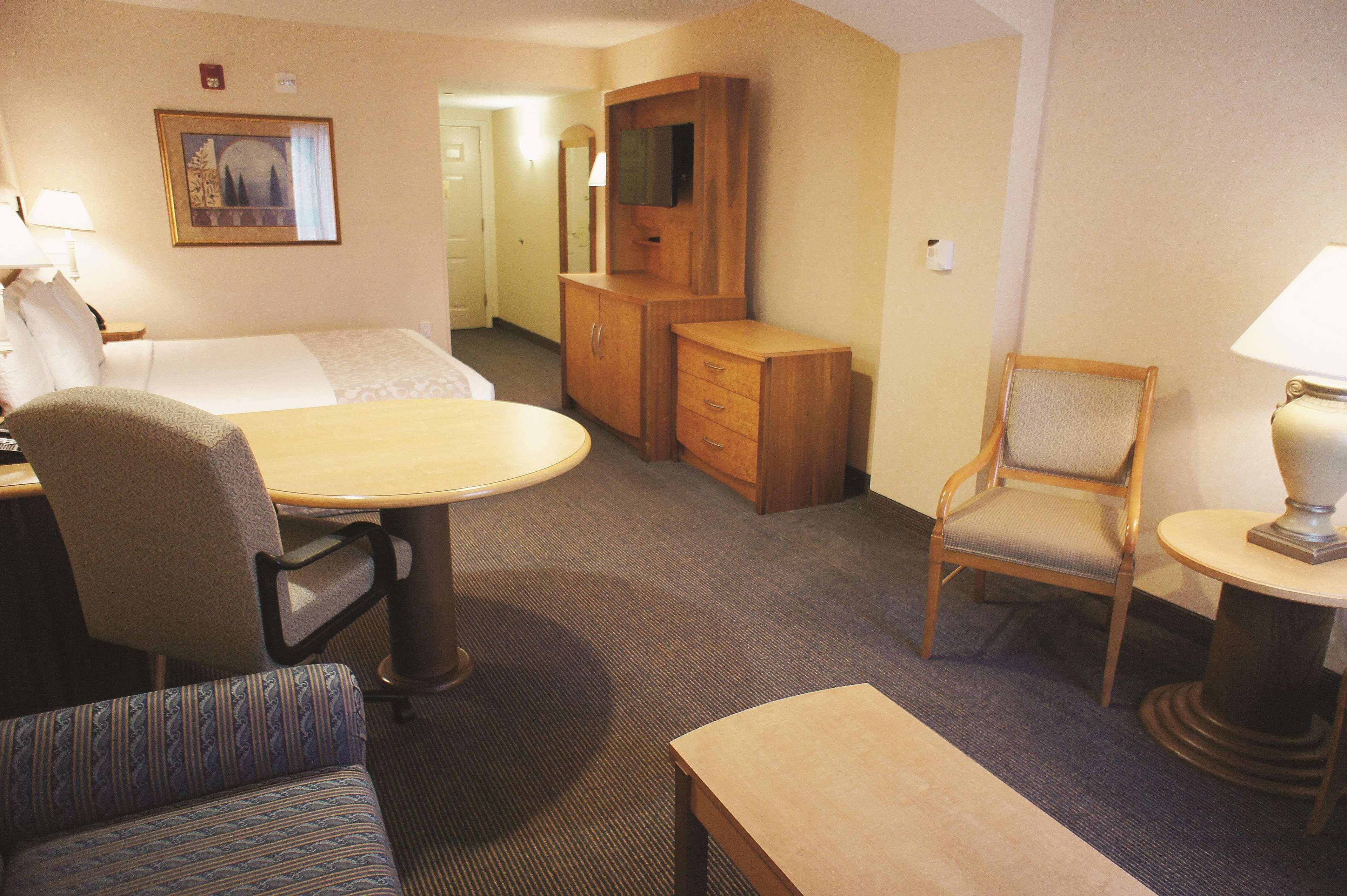 La Quinta By Wyndham Islip - Macarthur Airport Bohemia Ngoại thất bức ảnh