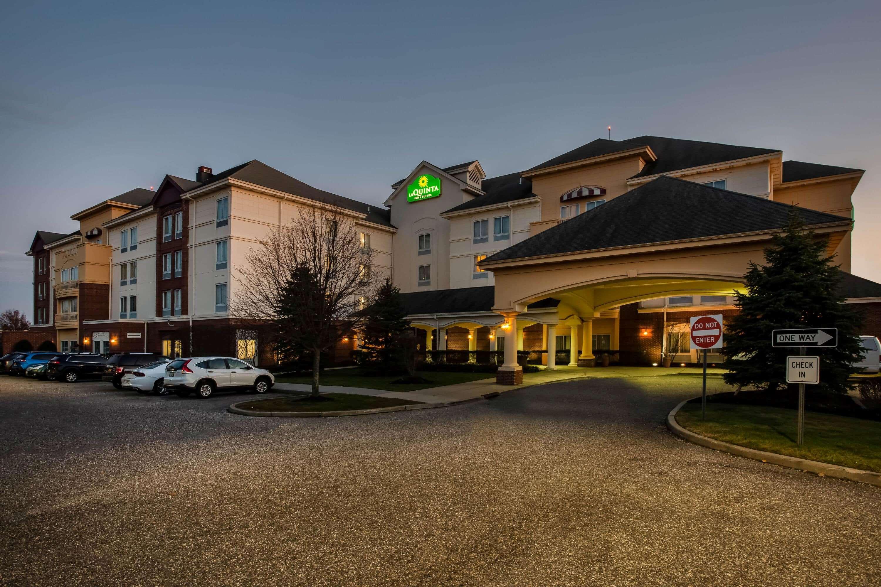 La Quinta By Wyndham Islip - Macarthur Airport Bohemia Ngoại thất bức ảnh