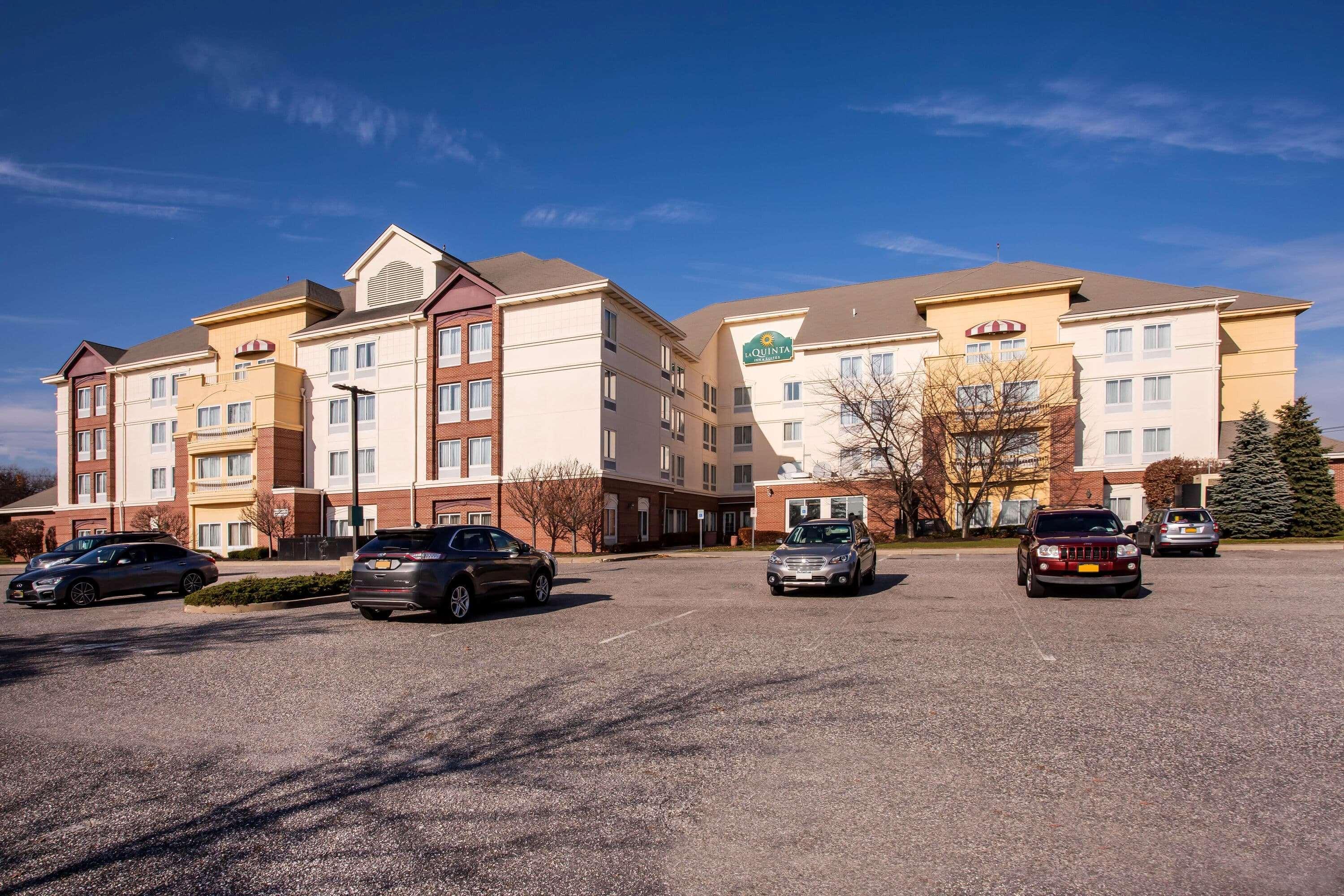 La Quinta By Wyndham Islip - Macarthur Airport Bohemia Ngoại thất bức ảnh