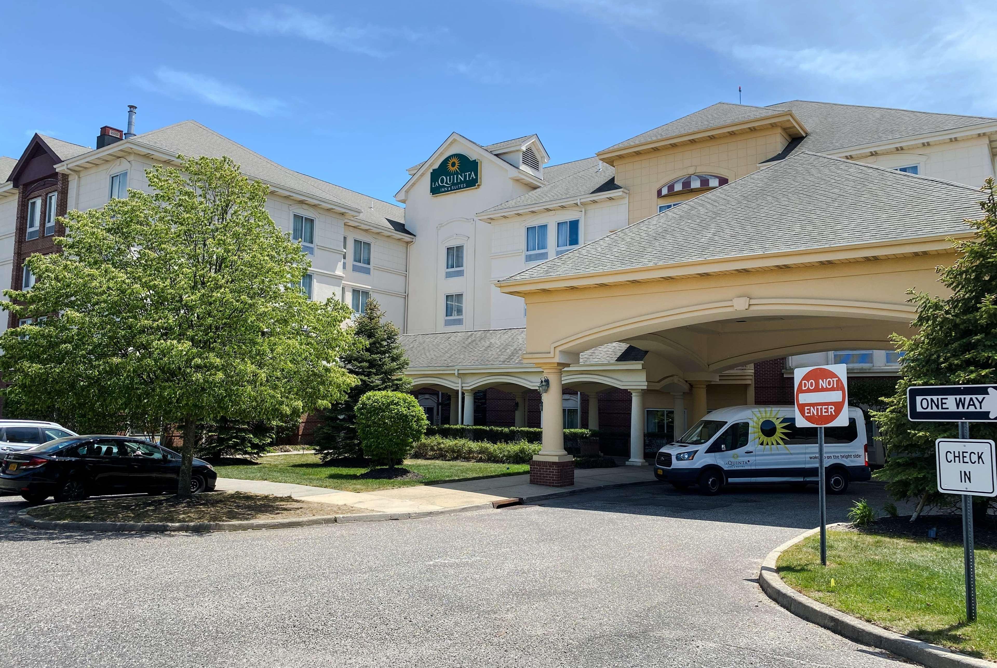 La Quinta By Wyndham Islip - Macarthur Airport Bohemia Ngoại thất bức ảnh